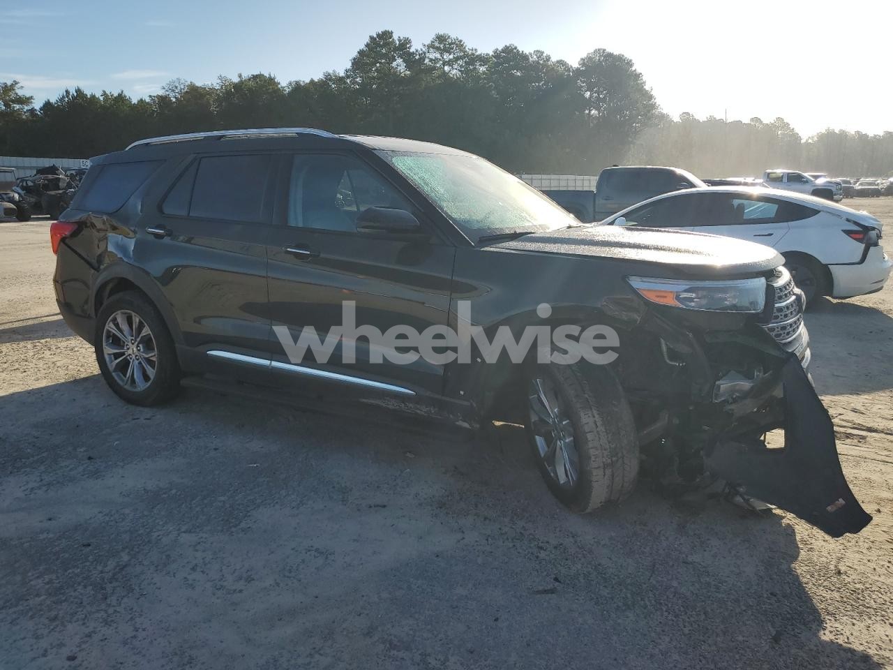 Photo 4 of 2022 FORD EXPLORER LIMITED (VIN 1FMSK8FH1NGA99288)