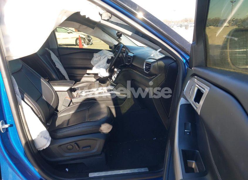 Photo 5 of 2023 Ford Explorer LIMITED (VIN 1FMSK8FH1PGA07339)