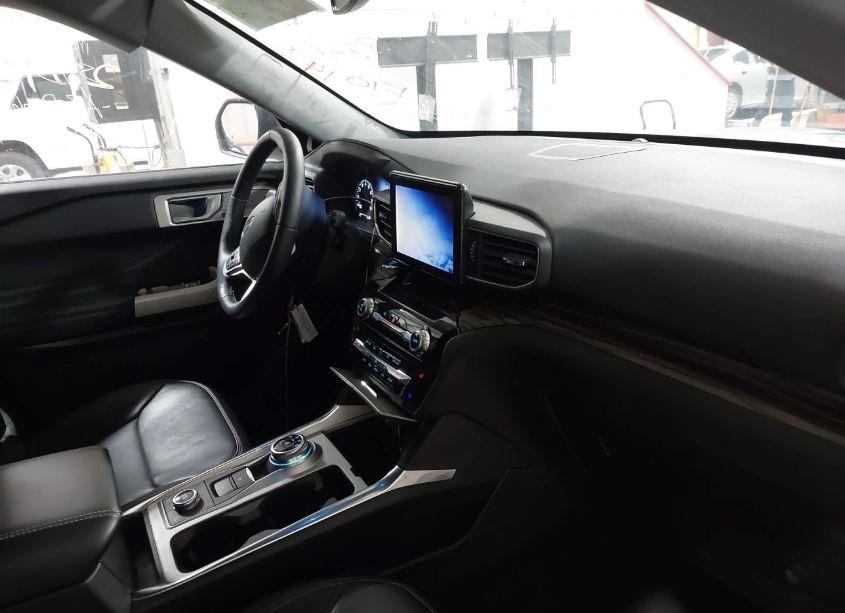 Photo 5 of 2023 Ford Explorer LIMITED (VIN 1FMSK8FH1PGA56301)