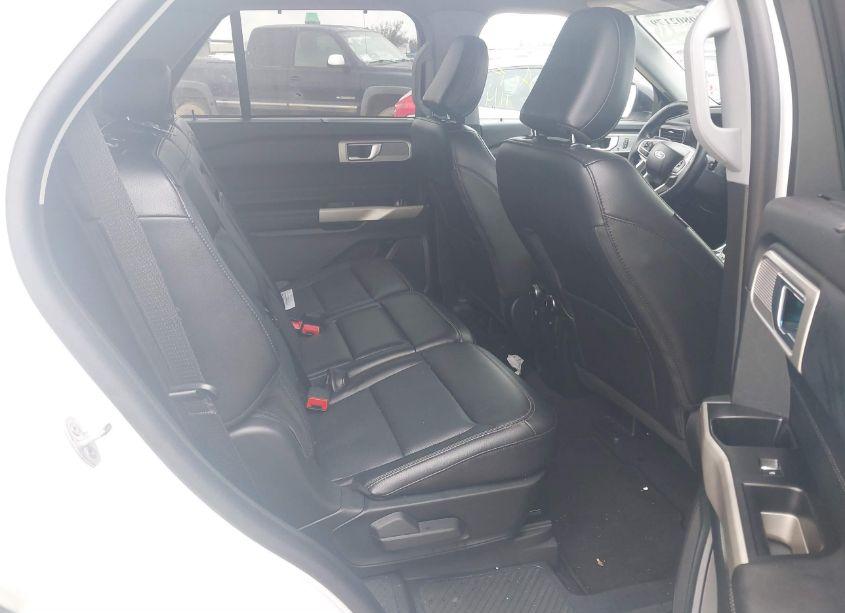 Photo 8 of 2023 Ford Explorer LIMITED (VIN 1FMSK8FH1PGB44068)