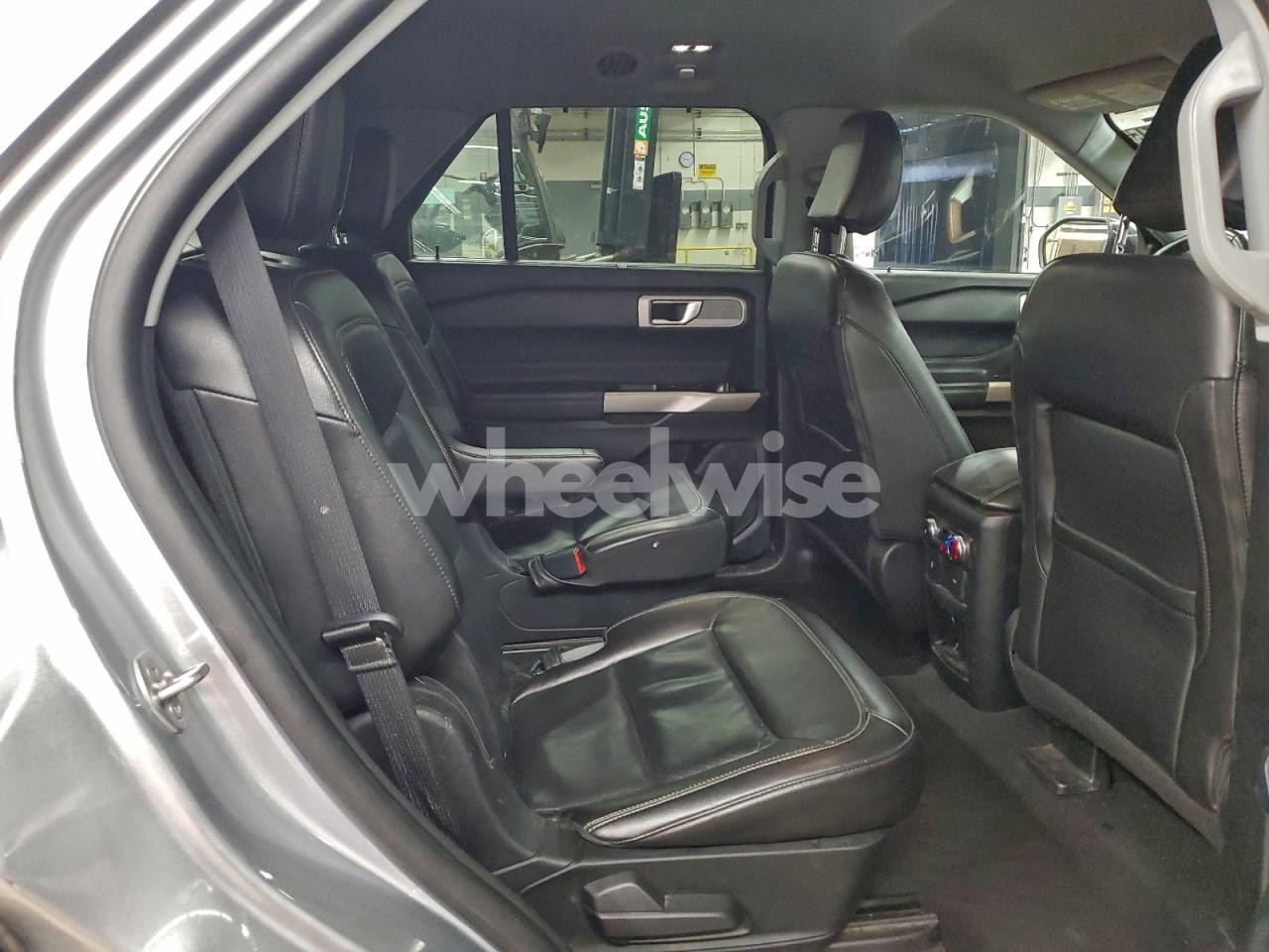 Photo 11 of 2022 FORD EXPLORER LIMITED (VIN 1FMSK8FH2NGA30061)