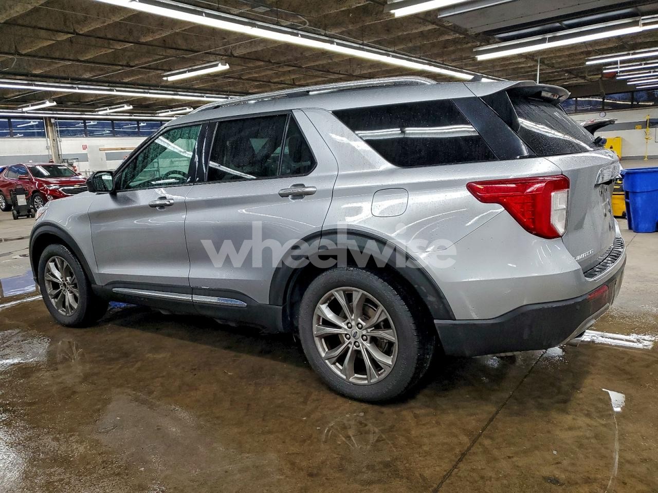 Photo 2 of 2022 FORD EXPLORER LIMITED (VIN 1FMSK8FH2NGA30061)