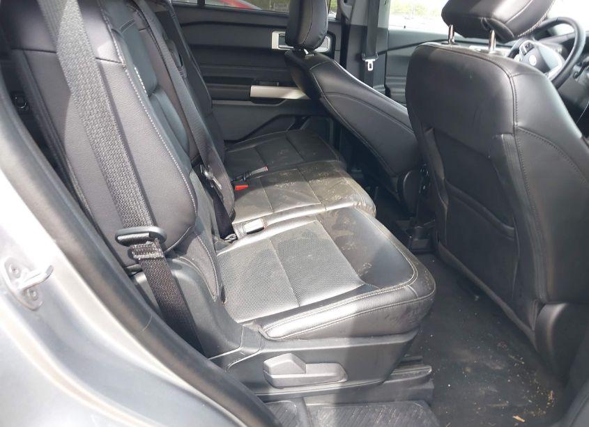 Photo 8 of 2023 Ford Explorer LIMITED (VIN 1FMSK8FH2PGA19032)