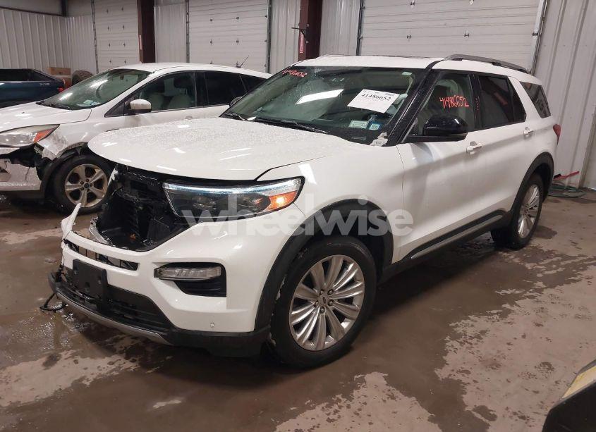 Photo 2 of 2022 Ford Explorer LIMITED (VIN 1FMSK8FH3NGB75724)