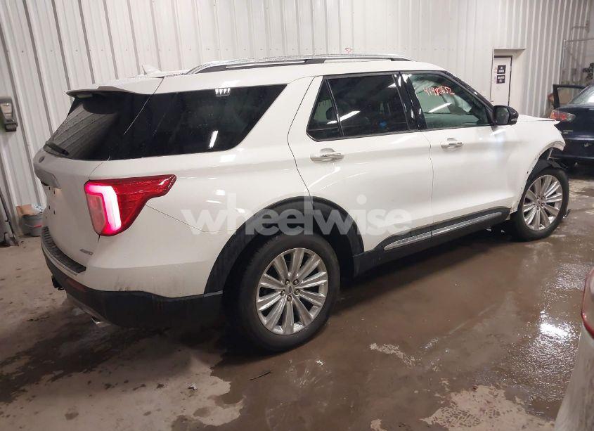 Photo 4 of 2022 Ford Explorer LIMITED (VIN 1FMSK8FH3NGB75724)