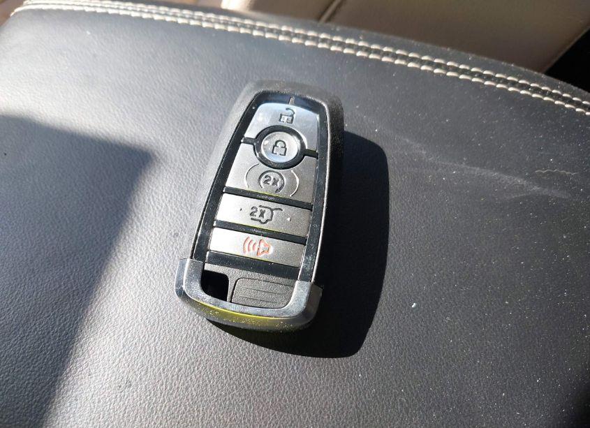 Photo 11 of 2023 Ford Explorer LIMITED (VIN 1FMSK8FH3PGB44069)