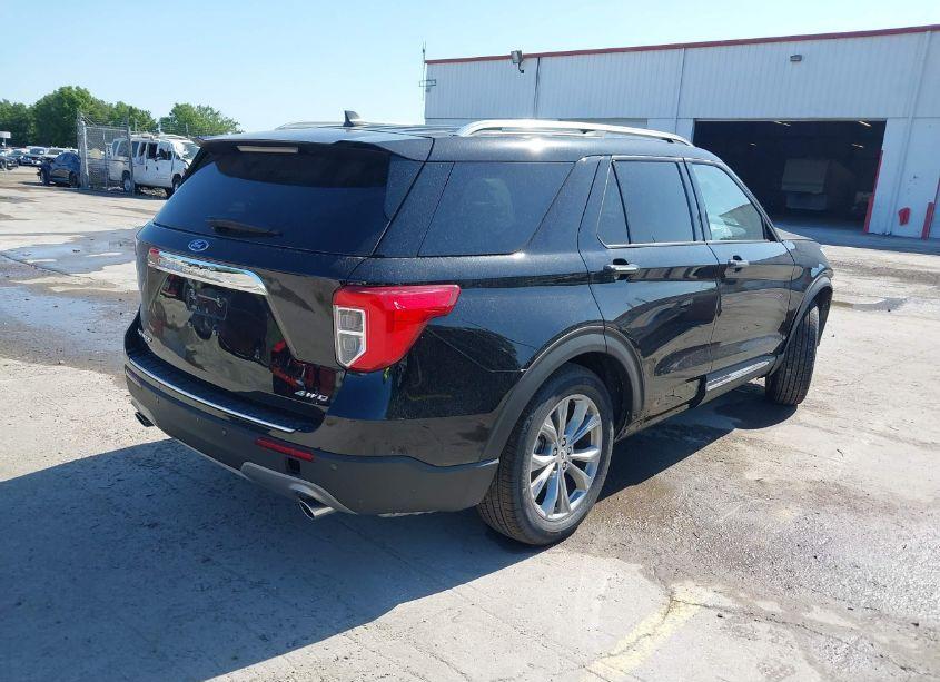 Photo 4 of 2023 Ford Explorer LIMITED (VIN 1FMSK8FH3PGB44069)