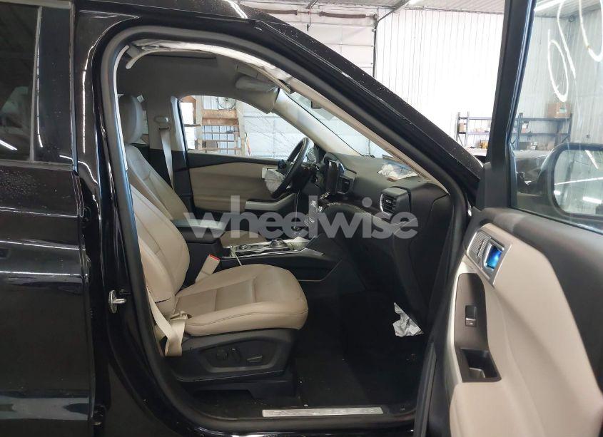 Photo 5 of 2021 Ford Explorer LIMITED (VIN 1FMSK8FH4MGB08676)
