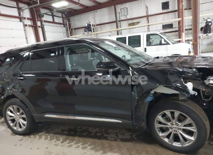 Photo 13 of 2023 Ford Explorer LIMITED (VIN 1FMSK8FH4PGA25172)