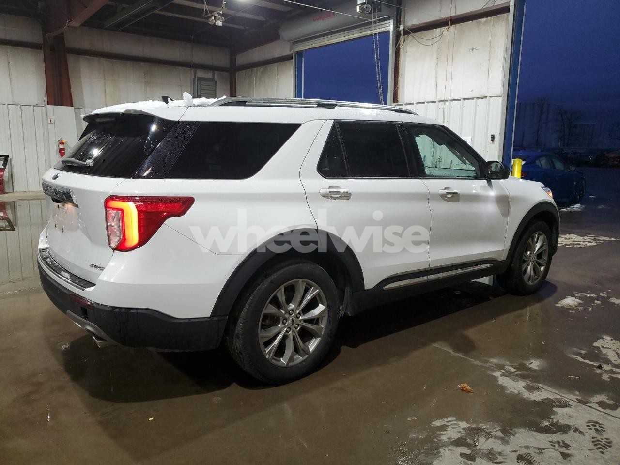 Photo 3 of 2023 FORD EXPLORER LIMITED (VIN 1FMSK8FH4PGB25613)