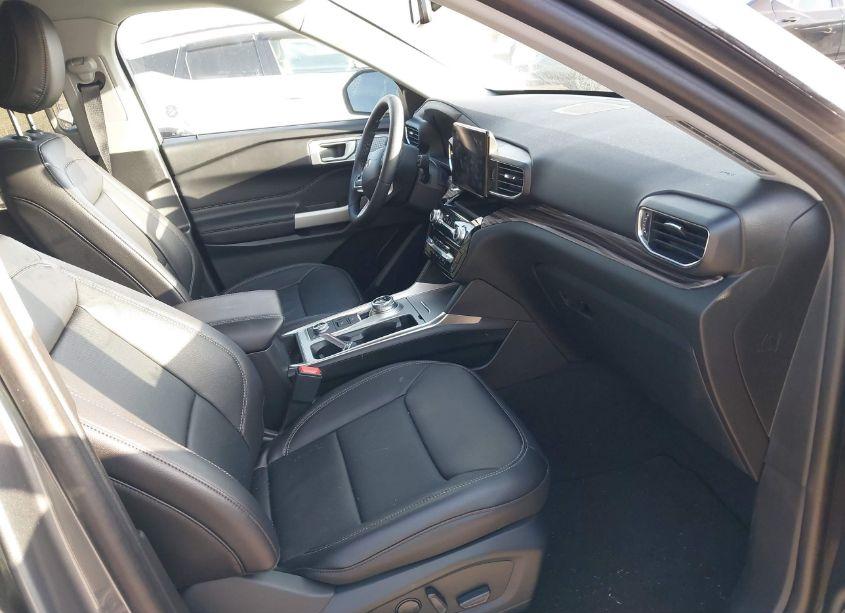 Photo 5 of 2023 Ford Explorer LIMITED (VIN 1FMSK8FH4PGB69689)