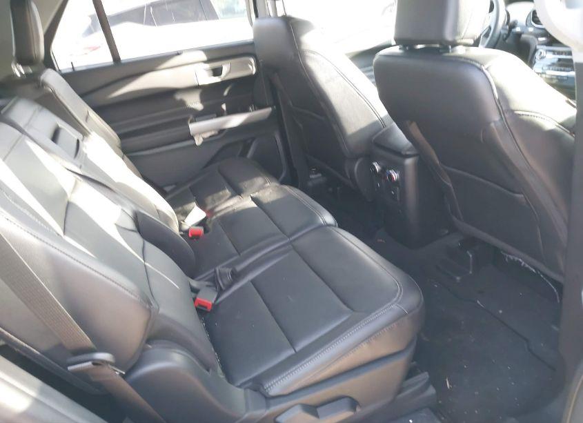 Photo 8 of 2023 Ford Explorer LIMITED (VIN 1FMSK8FH4PGB69689)
