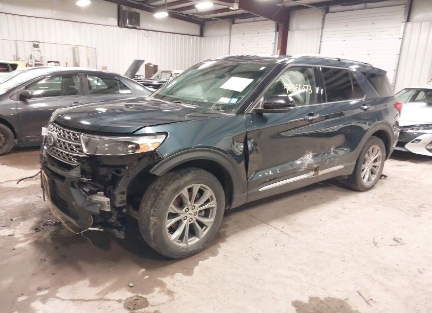 Photo 2 of 2022 Ford Explorer LIMITED (VIN 1FMSK8FH7NGA44330)