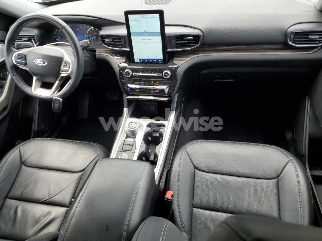 Photo 2 of 2022 FORD EXPLORER LIMITED (VIN 1FMSK8FH7NGC44978)