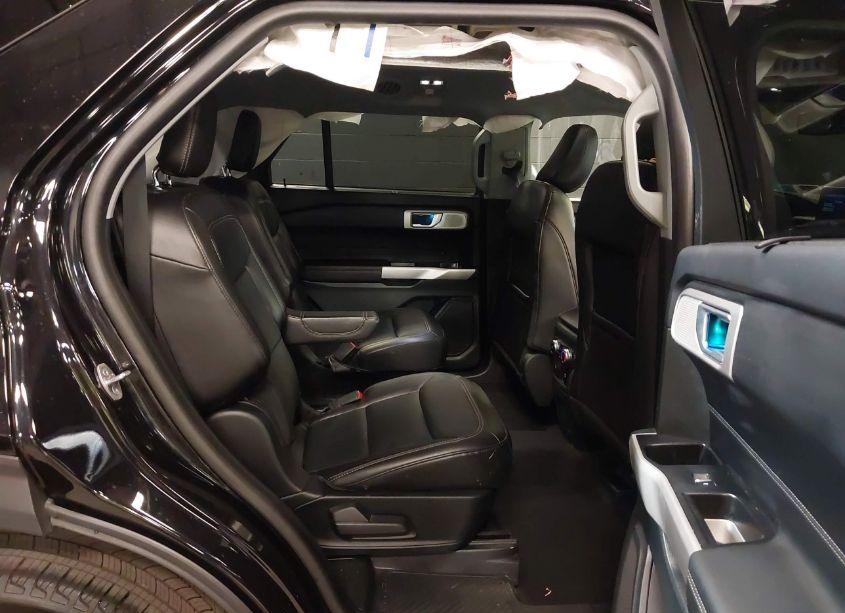 Photo 8 of 2023 Ford Explorer LIMITED (VIN 1FMSK8FH8PGB48571)