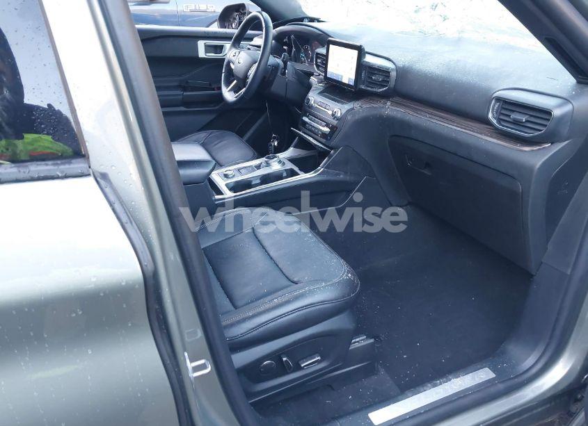 Photo 5 of 2020 Ford Explorer LIMITED (VIN 1FMSK8FH9LGB09787)