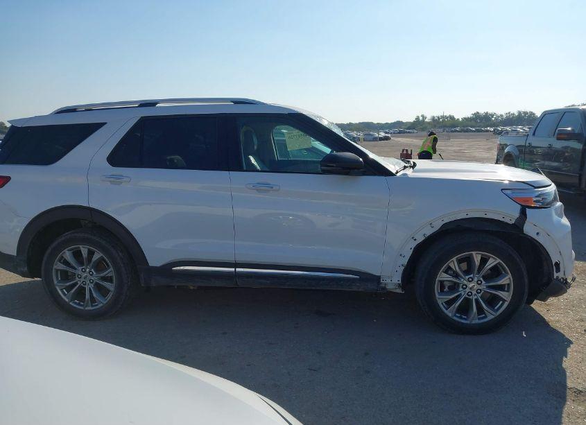 Photo 13 of 2021 Ford Explorer LIMITED (VIN 1FMSK8FHXMGA87784)