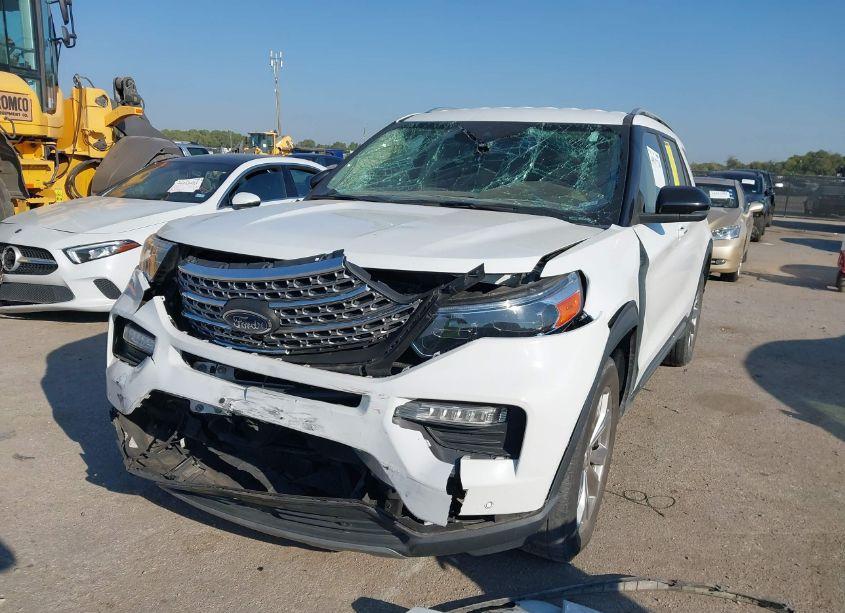 Photo 2 of 2021 Ford Explorer LIMITED (VIN 1FMSK8FHXMGA87784)
