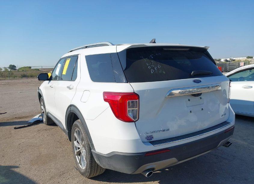 Photo 3 of 2021 Ford Explorer LIMITED (VIN 1FMSK8FHXMGA87784)