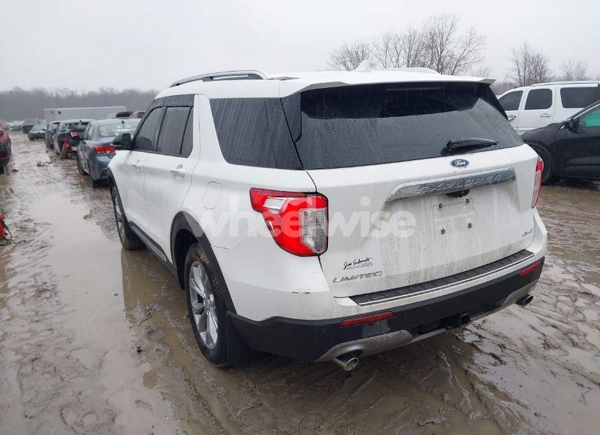 Photo 3 of 2022 Ford Explorer LIMITED (VIN 1FMSK8FHXNGB60895)
