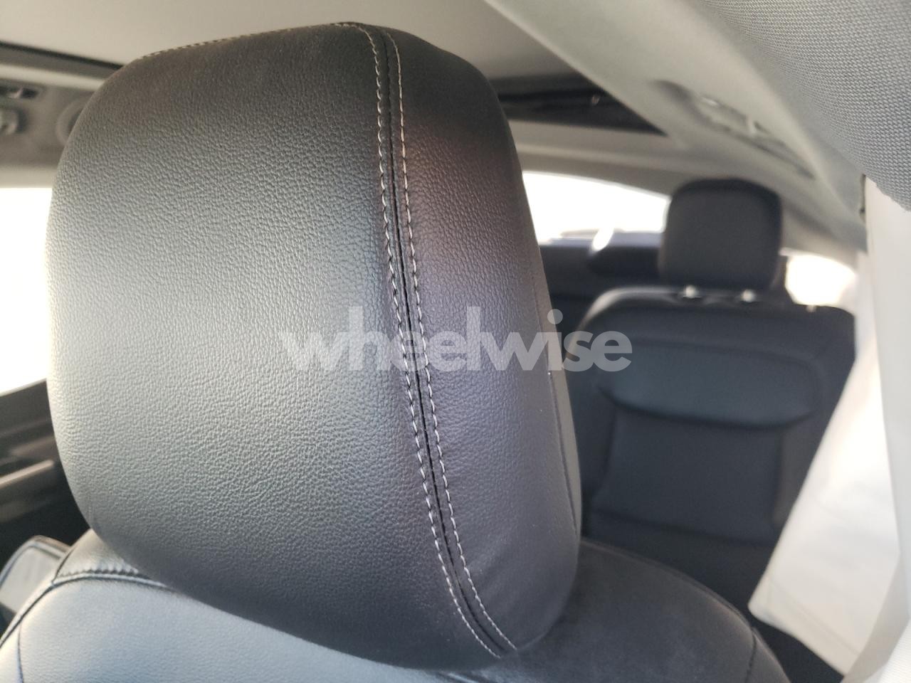Photo 10 of 2023 FORD EXPLORER LIMITED (VIN 1FMSK8FHXPGA09039)