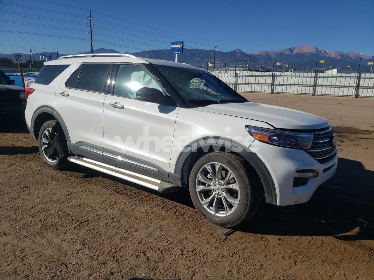 Photo 4 of 2023 FORD EXPLORER LIMITED (VIN 1FMSK8FHXPGA09039)