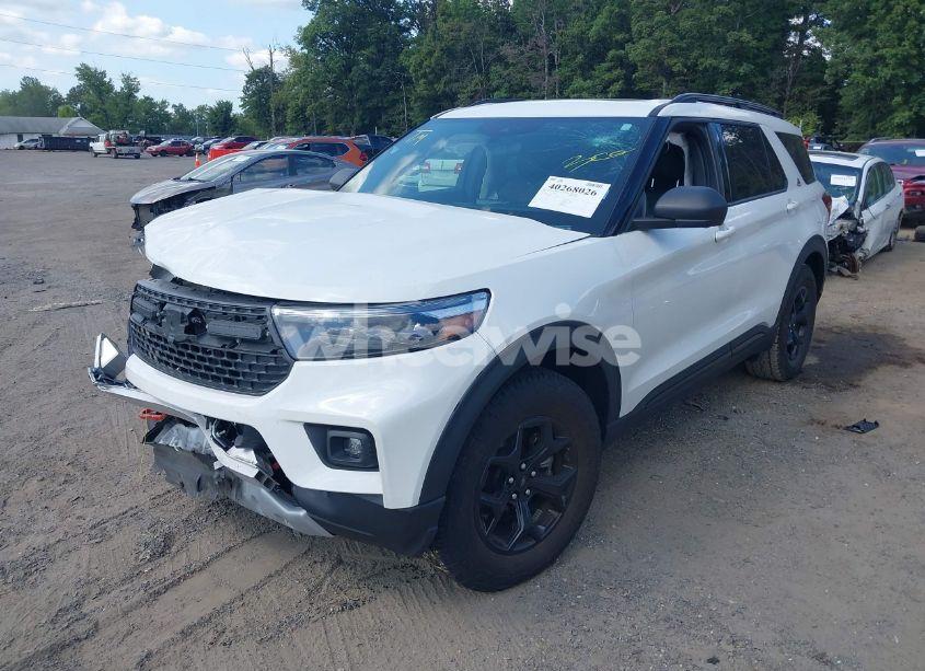 Photo 2 of 2022 Ford Explorer TIMBERLINE (VIN 1FMSK8JH0NGC08718)