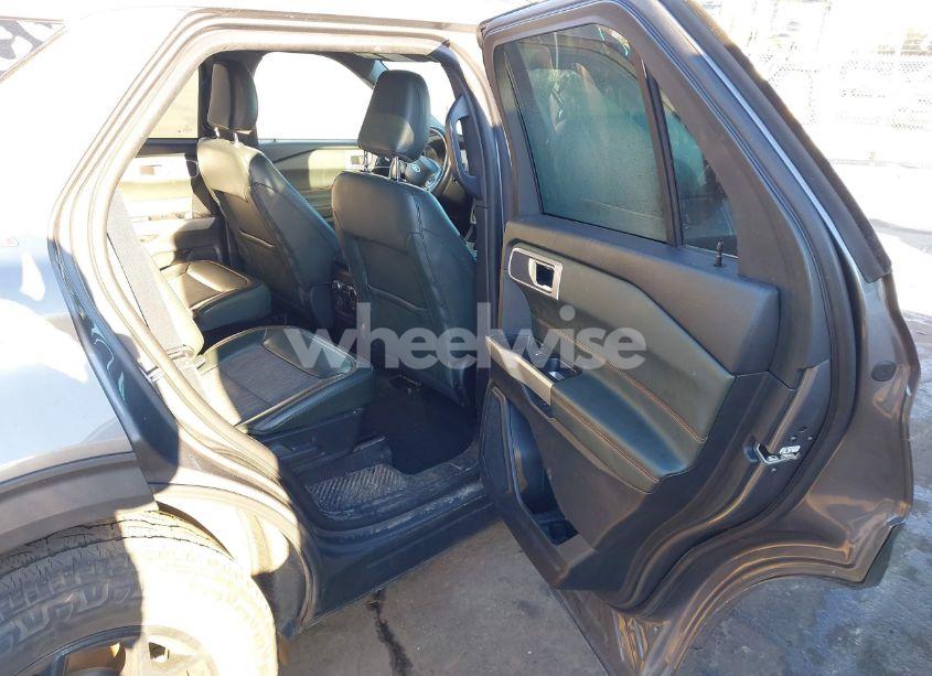 Photo 8 of 2022 Ford Explorer TIMBERLINE (VIN 1FMSK8JH1NGA76780)
