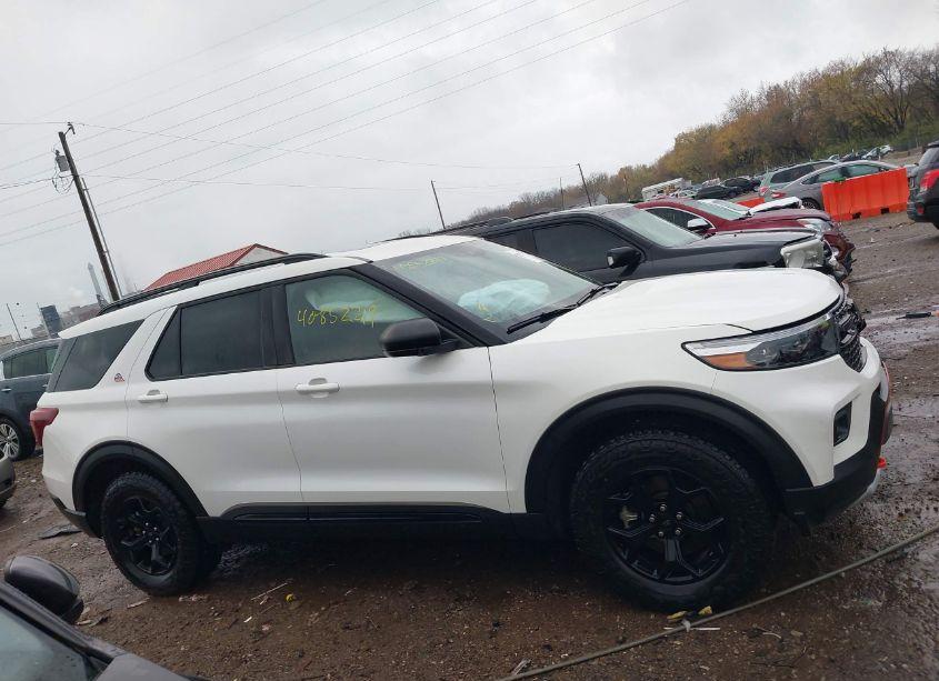 Photo 13 of 2023 Ford Explorer TIMBERLINE (VIN 1FMSK8JH1PGB13314)