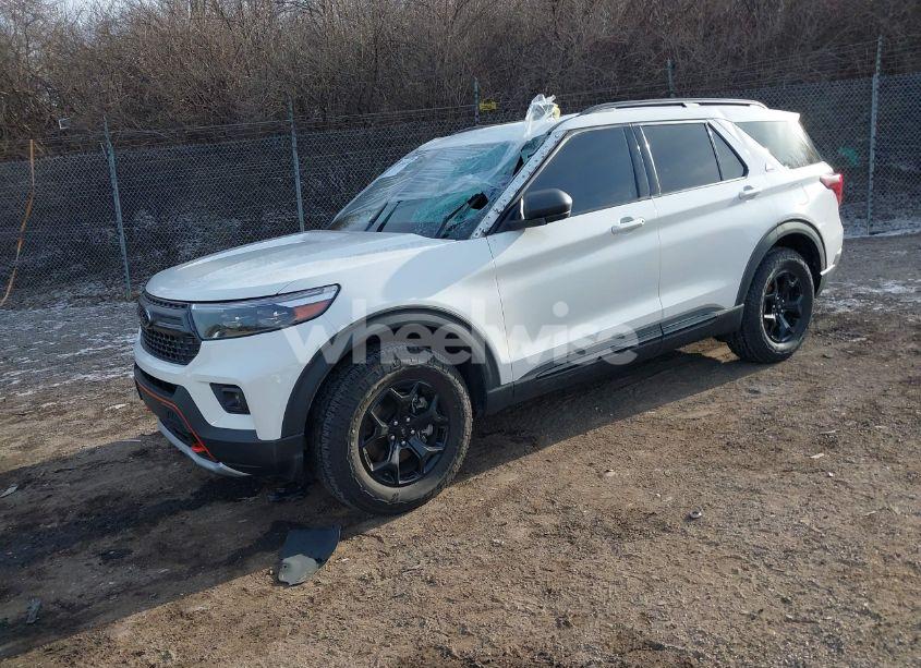 Photo 2 of 2022 Ford Explorer TIMBERLINE (VIN 1FMSK8JH2NGC03049)