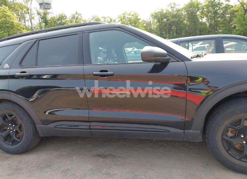 Photo 13 of 2021 Ford Explorer TIMBERLINE (VIN 1FMSK8JH5MGC09796)