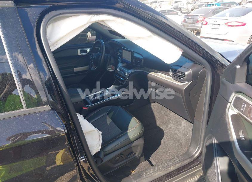 Photo 5 of 2022 Ford Explorer TIMBERLINE (VIN 1FMSK8JH5NGA68553)