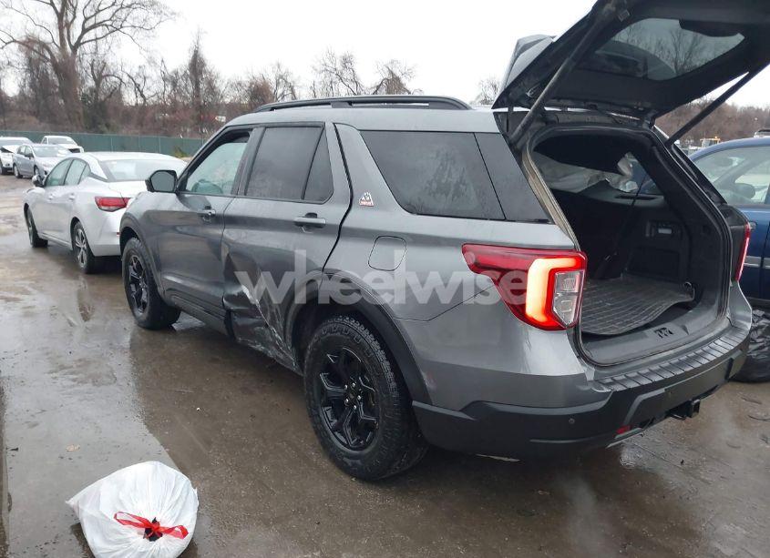 Photo 3 of 2023 Ford Explorer TIMBERLINE (VIN 1FMSK8JHXPGB02084)