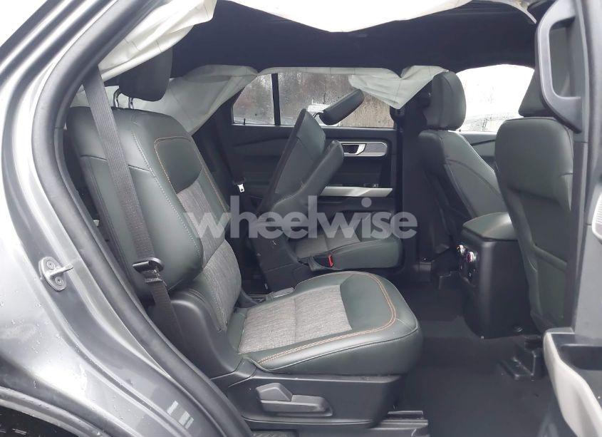 Photo 8 of 2023 Ford Explorer TIMBERLINE (VIN 1FMSK8JHXPGB02084)