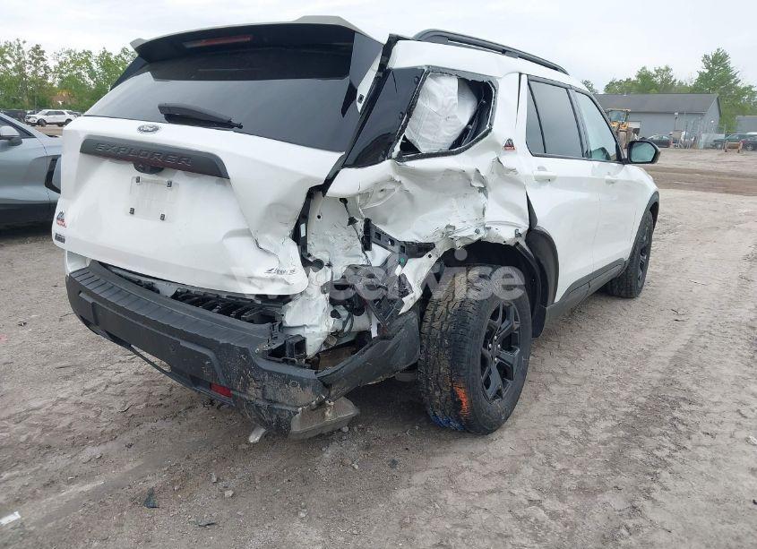 Photo 6 of 2023 Ford Explorer TIMBERLINE (VIN 1FMSK8JHXPGB64696)