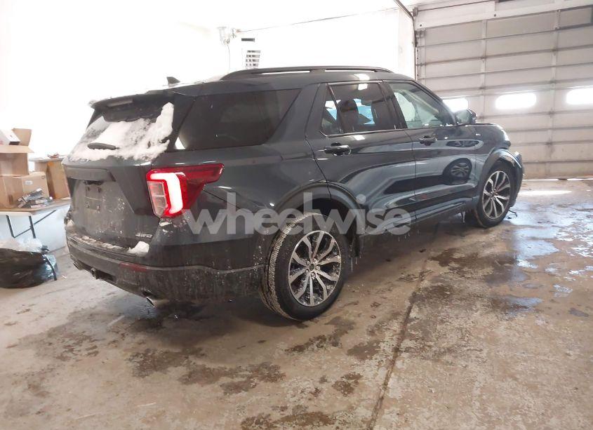 Photo 4 of 2023 Ford Explorer ST-LINE (VIN 1FMSK8KH1PGA09243)