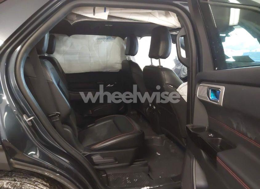 Photo 8 of 2023 Ford Explorer ST-LINE (VIN 1FMSK8KH1PGA09243)