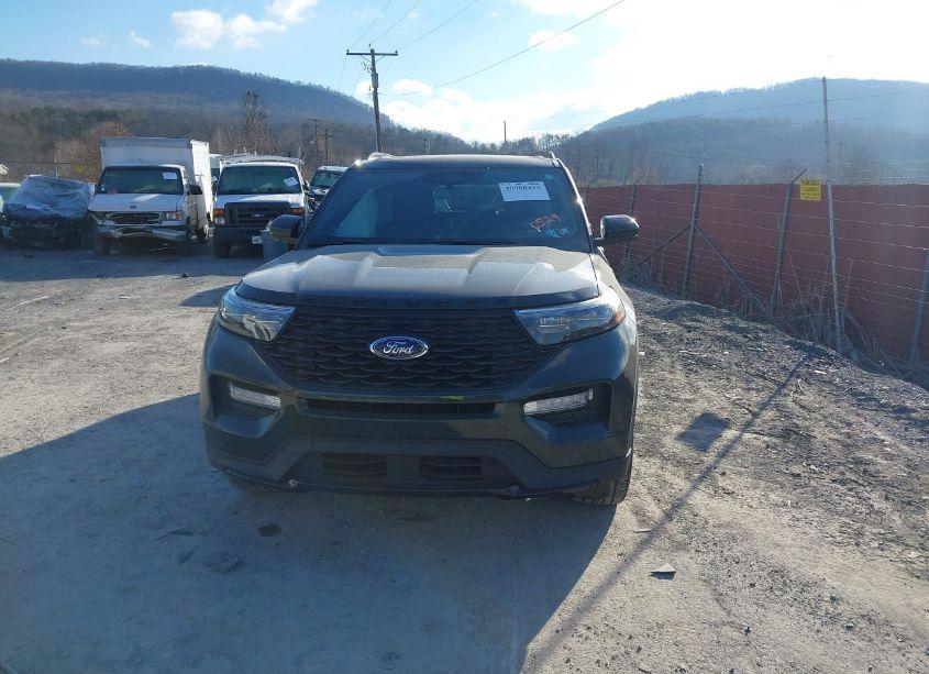 Photo 12 of 2023 Ford Explorer ST-LINE (VIN 1FMSK8KH5PGC10529)