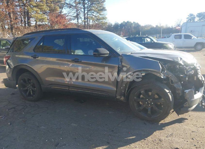 Photo 13 of 2023 Ford Explorer ST-LINE (VIN 1FMSK8KH8PGA42515)