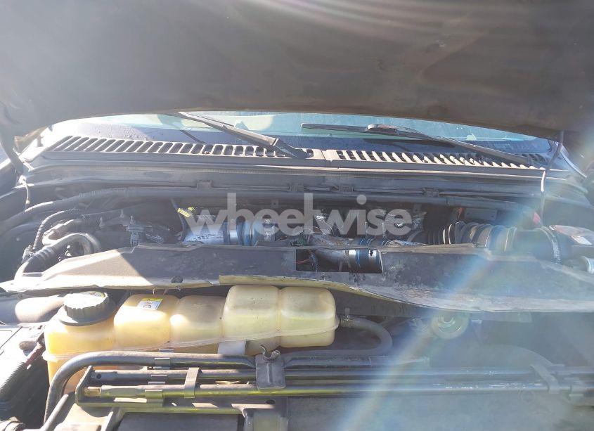 Photo 10 of 2002 Ford Excursion LIMITED (VIN 1FMSU43F62EC84708)