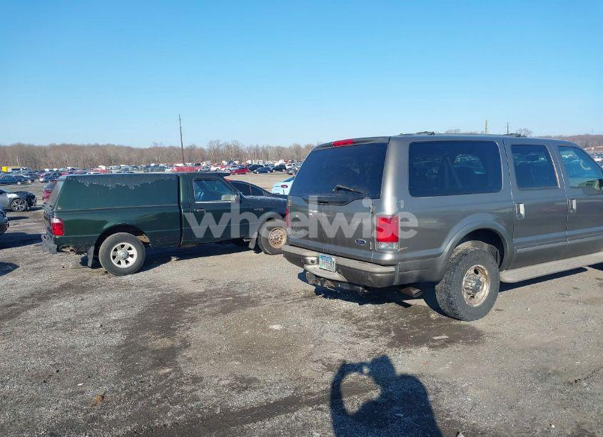 Photo 16 of 2002 Ford Excursion LIMITED (VIN 1FMSU43F62EC84708)