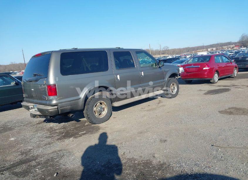 Photo 4 of 2002 Ford Excursion LIMITED (VIN 1FMSU43F62EC84708)