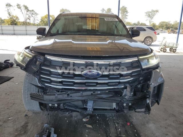 Photo 5 of 2025 FORD EXPLORER ACTIVE (VIN 1FMUK7DH2SGB29786)