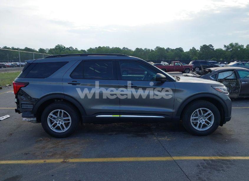Photo 14 of 2025 Ford Explorer ACTIVE (VIN 1FMUK7DH4SGA37188)