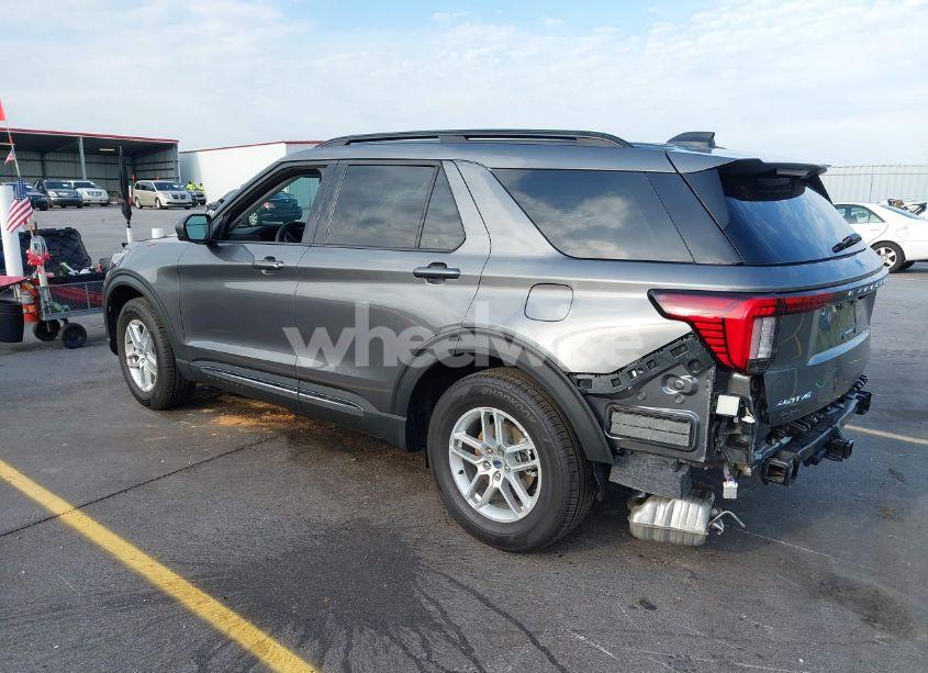 Photo 3 of 2025 Ford Explorer ACTIVE (VIN 1FMUK7DH4SGA37188)