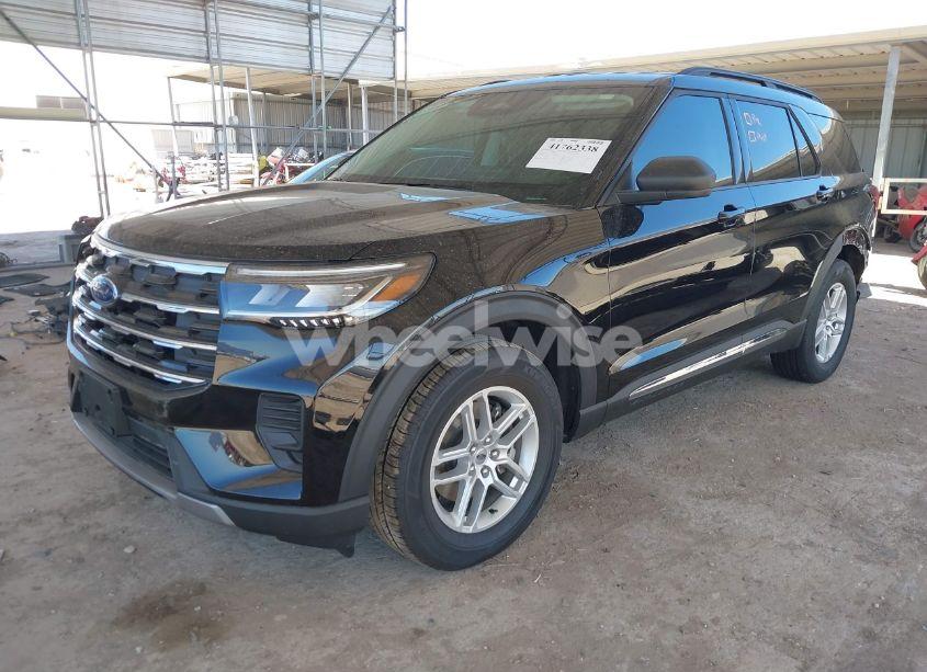 Photo 2 of 2025 Ford Explorer ACTIVE (VIN 1FMUK7DH4SGB16294)