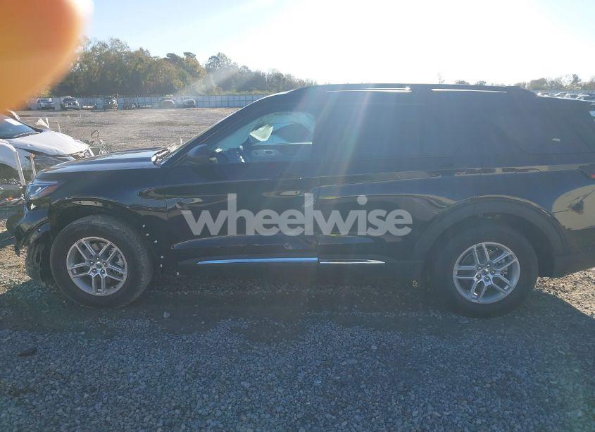 Photo 14 of 2025 Ford Explorer ACTIVE (VIN 1FMUK7DH5SGA42853)