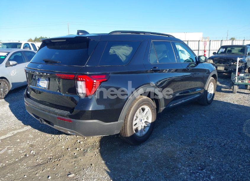 Photo 4 of 2025 Ford Explorer ACTIVE (VIN 1FMUK7DH5SGA42853)