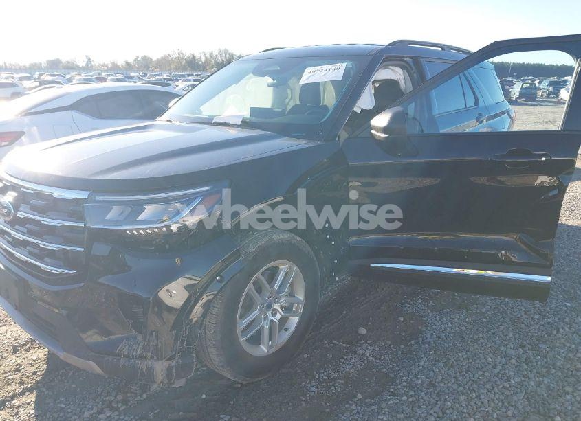 Photo 6 of 2025 Ford Explorer ACTIVE (VIN 1FMUK7DH5SGA42853)