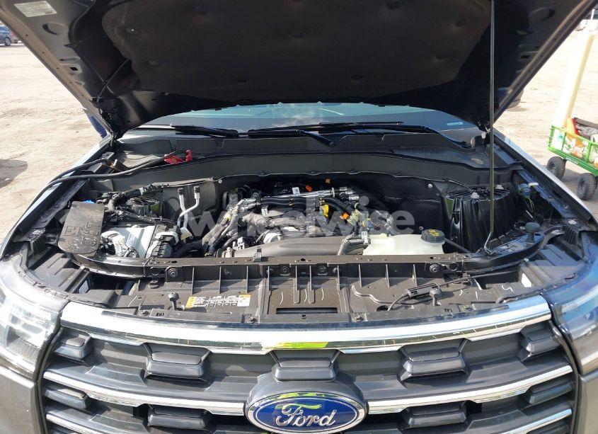 Photo 10 of 2025 Ford Explorer ACTIVE (VIN 1FMUK7DH7SGA49643)